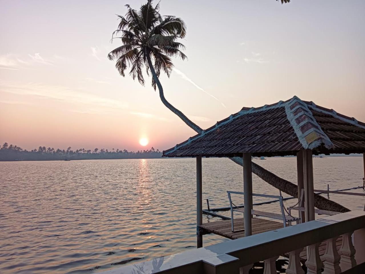 Sagar Beach Villas Home Stay Cherai Beach Exterior foto